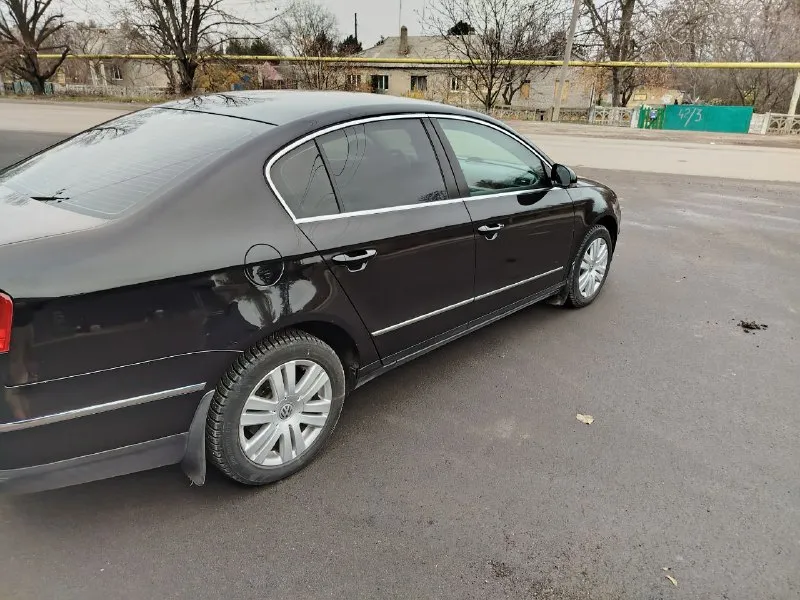 🚗 продам автомобиль wv фольксваген пассат!!! ▶️ год выпуска: 2008г. в. ▶️ объём двигателя: 1.8 акпп!!!! ℹ️ описание: ✅ автомобиль хорошем состоянии. ✅ двигатель, кпп на отлично, ходовая после ремонта. отрабатывает на 100 % ✅ хороший пацанский черный цвет после полировки ✅ салон чистый, ухоженный. в максимальной комплектации (нет люка ) дно, пороги, как новые!!! предоставляю видео обзор автомобиля по требованию! 🏛 юридически автомобиль чист, никаких штрафов и запретов! 💰 цена: 750.000 рублей!!! 🏢 осмотр: г. амвросиевка. по договору могу приехать к вам. ☎ телефон для связи: +79493391770 +79493843262 звоните, пишите!!!телефон работает всегда. ..!!!! на номере телеграмм, вацап - фотография - 7
