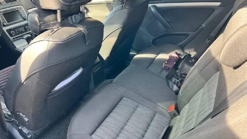 Skoda octavia a 5 2012 года выпуска без единого подкраса, без дтп! 1,8 tsi ( без масложора) коробка автомат (aisin). установлено дополнительное охлаждение ! пробег 146 тысяч км оригинал !!! птс оригинал ( 3 хозяина ) 2 ключа, 2 комплекта колёс на дисках! 2 ключа ! датчик света, дождя, круиз, мультируль, музыка bolero! установлена дорогая сигнализация с gsm модулем, автозапуск! замена масла каждые 5 тыс км лью только bardahl! последнее то ( полная замена масла в коробке, масло двс, все фильтра в круг, опорные подшипники, свечи, антифриз). повторюсь машина полностью обслужена и не требует никаких вложений !!! осмотр г. макеевка цена 1 млн 500 тысяч +7949-322-97-79 p. s. кому дорого, не тратьте ни свое ни мое время !!! 📞 звоните: +7(949)3229779 - фотография - 8