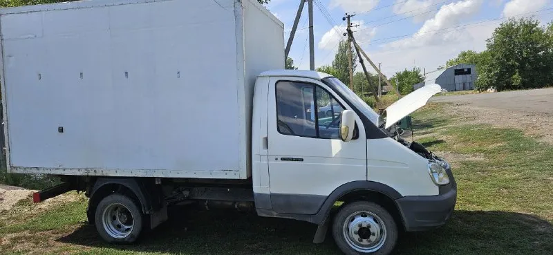 Продам газель 3302, в хорошем техническом состоянии, год выпуска 2008, пробег родной 330000, будка изотермическая в хорошем состоянии, рама целая, двигатель змз 405, 124 лс. евро 3, длина фургона 3.20, цена 540000+ торг новоазовский район, село самойлово +7 (949) 093-63-00, +79381472692 - фотография - 4