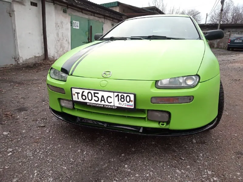 Продам mazda 323 fba 1998 года. двигатель 1,5 коробка механическая, технически машина полностью обслужена, конечно есть жизненные моменты т. к. машина не новая. едет достойнее любых жигулей и привлекает внимание. машиной владею не первый год, по документам я хозяин, любое переоформление. звоните расскажу подробнее, за машину знаю всё. цена 300000 рублей, торг уместен. звоните в любое время. денис +7(949)399-20-24 📞 звоните: +7(949)3992024 - фотография - 3