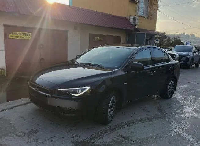 Продам лансер 10 часы 1.5 в отличном состоянии автомобиль обслужен без гнили цена 610 т рублей амвро... - фотография