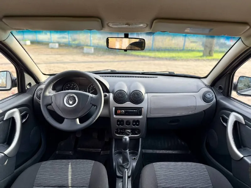 🇫🇷 renault sandero 💰цена: 580 000р 🏢город: мариуполь 📅год выпуска: 2011 🧾пробег: 167 670 км. ⚙️двигатель: 1.6 8v. ⛽топливо: бензин/газ ⚙️кпп: механика 📞 телефон: +7-949-727-41-51 +7-989-263-55-56 +7-949-551-91-52 💾 описание: о. .. ь, с вместительным кузовом. ✅ оцинкованный кузов, без коррозии и дефектов ✅ техническая часть на 5+ ⛽️ газ евро-4 ⚙️ двигатель renault k7m 1.6 8 клапанный, самый надежный в линейке, коробка переключает идеально. салон как новый. вложений не требует. ❄️ кондиционер, магнитола alpine с usb, гур, abs, кожаный руль, две подушки безопасности, сигнализация с обратной связью, центральный замок, литые диски. улица шевченко 2️⃣6️⃣9️⃣ 🏦 возможна продажа в кредит по двум документам. - фотография - 8