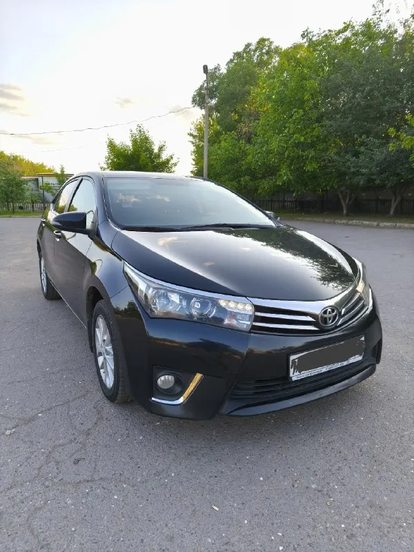 Продам авто toyota королла ( toyota corolla) двигатель объёмом 1.8 140 л. с в отличие от 1.6 едет!!... - фотография