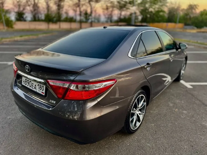 Продам toyota camry 2016 год, 2,5 объем двигателя, пробег 220000т. на богатой комплектации. 💸1.800 📞+79497081160 📞 звоните: +7(949)7081160 - фотография - 7