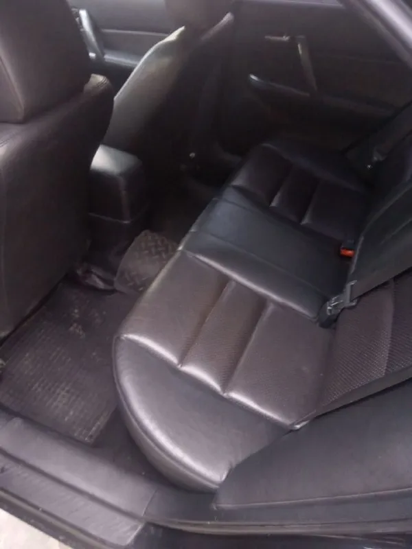 Mazda 6, mazda 6 gg год выпуска 2006 двигатель 2.0л. коробка автомат пробег 250000км. авто в идеальном состоянии, как внешне, так и технически, делать ничего не нужно. сел и поехал. стаканы, пороги, арки, без гнили и рыжиков. салон не прокуренный, чистый. кожа в отличном состоянии. датчик света дождя, климат контроль, круиз контроль, подушки безопасности, подогрев сидений. двигатель масла не берет, коробка не пинает. за последние время поменял: - подушку коробки - передние рычаги - масло в коробке (полная замена вместе с фильтром) - масло в двигателе кузов отполирован и нанесена керамика. все детали кузова родные, без дтп и повреждений. все стекла родные. два комплекта шин два ключа авто делал для себя, но вынужден продать по семейным обстоятельствам. за авто не стыдно, готов к любым осмотрам. я хозяин, на учёте в днр. 780 000р. реальному покупателю, торг у капота! осмотр: мариуполь, володарское. все вопросы по тел 📲 tg: сергей 📞 звоните: +7(949)7194727 - фотография - 6