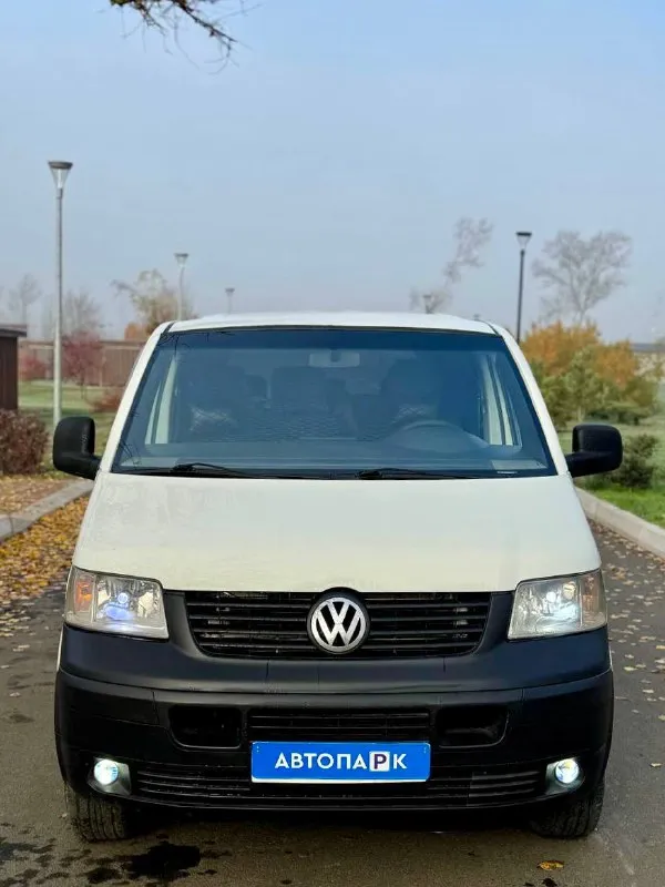 🇩🇪 Volkswagen transporter t5

💰Цена: 1 330 000р
🏢Город: мариуполь
📅Год выпуска: 2004
🗒️Пробег: 227 915 км.
⚙️Двигатель: 1.9 tdi
⛽Топливо: дизель
⚙️Кпп: механика

📞 Телефон:

+7-949-727-41-51
+7-989-263-55-56
+7-949-713-18-14

💾 Описание:

Volkswagen transporter t5 — легендарный минивэн. Переднеприводная компоновка с поперечным расположением двигателя.  Оснащен надежным двигателем объемом 1.9 литра.
Пассажирская версия кузова 8+1

✅ Кузов без коррозии
И дефектов выглядит шикарно

✅ Птс оригинал, крайний владелец с 2014 года

✅ Отличное внешнее и технические состояние

✅ Кондиционер, фаркоп, магнитола с usb и bluetooth, линзованая led оптика

❗️Проведено полное то с заменой всех жидкостей и фильтров, обслужена ходовая часть, топливная аппаратура, тормозная система.

Улица шевченко 2️⃣6️⃣9️⃣ - фотография - 2