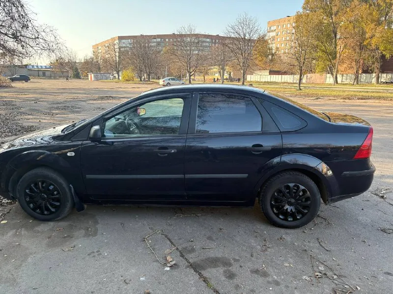 Продам ford фокус 2 2005г 1,4л пробег 203 000 собственник 400 000 хороший торг +79493836523 📲 tg: @tata_machukha 📞 звоните: +7(949)3836523 - фотография - 4