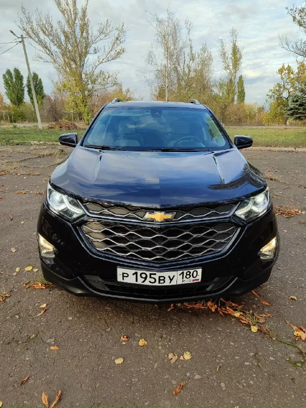 Продам свой личный автомобиль chevrolet equinox, конец 2020 г. в. 1.5 turbo (178 л. с. ) автомат, 146 тыс км. предмаксимальная комплектация lt+! на 18-ых дисках, панорамная крыша, большой сенсорный монитор. состояние нового авто. есть все для комфортной езды: - панорамная крыша - ﻿подогревы сидений - ﻿сенсорный монитор (с поддержкой applecarplay или android auto) - ﻿камеры заднего вида. - ﻿мониторинг мертвых зон. - ﻿парктроники по кругу. - ﻿адаптивный круиз контроль с движениями по полосам и предупреждения о препятствиях. - ﻿кожаный мульти руль - ﻿электропривод багажника - ﻿бесключевой доступ - ﻿автозапуск с ключа - дорогой видеорегистратор - ﻿электро-ручник. - розетка 220 вольт - ﻿двух зонный климат-контроль - два оригинальных заводских ключа - ﻿датчик света / дождя / давление в шинах - ﻿диски r18 - ﻿autohold и многое другое. . продажа с полным переоформлением в мрэо, автомобилем владею 1.5 года. цена:2080000 руб. енакиево. +79496139167 📞 звоните: +7(949)6139167 - фотография - 9