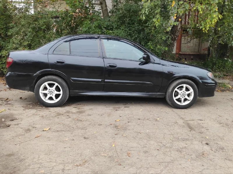 Nissan almera n16 2005 г. в, двигатель 1.5 л (98 л. с), бензин, механика, цвет черный, , привод передний, седан. комплектация comfort. гур, кондиционер, эл. привод зеркал, обогрев заднего стекла. хорошее состояние. документы все в порядке. цена: 500 000 руб. донецк. телефон: +79493394470 📲 tg: александр 📞 звоните: +7(949)3394470 - фотография - 6