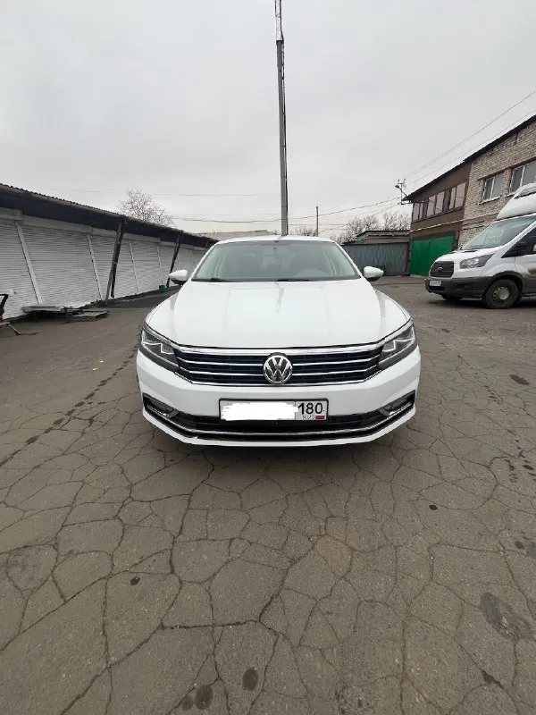 Продам: volkswagen passat b7 2016 двигатель:1.8 tsi gen 3 6ст aisin пробег: 153000км -датчик света -датчик давления в шинах -камера заднего вида -электро привод стёкол -двухзонный климат контроль -электро привод переднего сиденья -подогрев сидений -громкая связь -bluetooth, usb, aux, carplay машина очень динамичная, резвая, но и приятная по расходу! коробка не пинает, отлично работает ! масло не ест, от замены до замены. салон в отличном состояние вся обслуженная, звоните, расскажу что делал! по документам полный порядок. г. макеевка цена 1.670 000 торг 📞 +79497129165 📲 tg: @gryz_li 📞 +7(949)3149622 📞 звоните: +7(949)7129165 - фотография - 2
