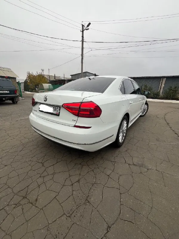 Продам: volkswagen passat b7 2016 двигатель:1.8 tsi gen 3 6ст aisin пробег: 153000км -датчик света -датчик давления в шинах -камера заднего вида -электро привод стёкол -двухзонный климат контроль -электро привод переднего сиденья -подогрев сидений -громкая связь -bluetooth, usb, aux, carplay машина очень динамичная, резвая, но и приятная по расходу! коробка не пинает, отлично работает ! масло не ест, от замены до замены. салон в отличном состояние вся обслуженная, звоните, расскажу что делал! по документам полный порядок. г. макеевка цена 1.670 000 торг 📞 +79497129165 📲 tg: @gryz_li 📞 +7(949)3149622 📞 звоните: +7(949)7129165 - фотография - 8