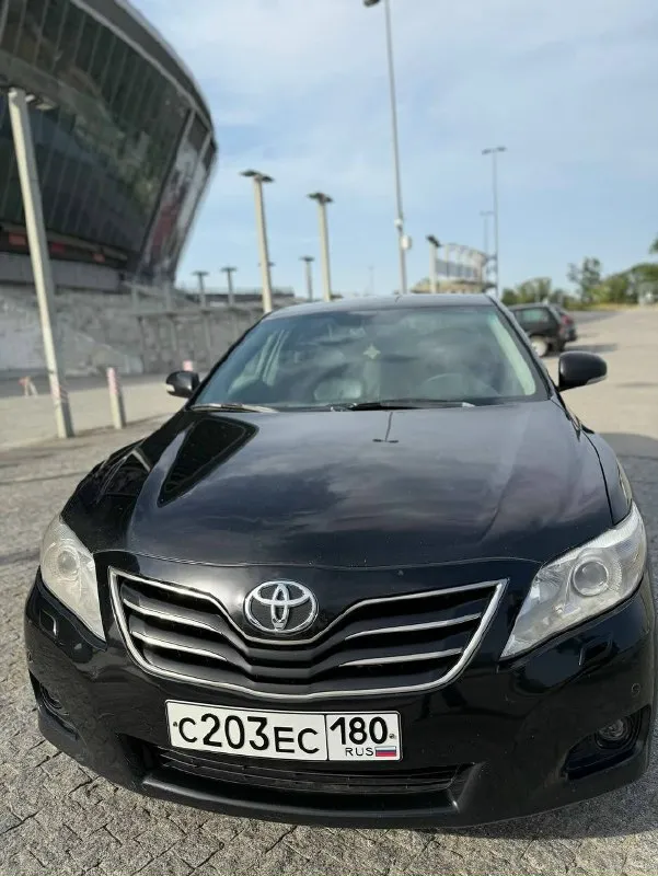 💶 цена: 950000 📮 город: донецк 🚘 марка / модель: camry 40 📅 год выпуска: 2009 📊 пробег: 350000 ⛽ двигатель (тип, объем, мощность): 2.4 ✅ vin код: xw7be40kx0s006842 🔧 тип кпп: акпп 👨‍⚖ владельцев в птс: 4 ⏳ срок владения: 1 📝 описание: надёжный и проверенный временем автомобиль, готов к эксплуатации без дополнительных вложений в ближайшее время. пробег 350 000 км честный пробег, для автомобиля этого года выпуска. имеются царапины по кузову. небольшие косметические дефекты, которые не влияют на техническое состояние автомобиля. camry 2009 - это отличный вариант для тех, кто ищет надежный автомобиль, для повседневной эксплуатации. несмотря на возраст и пробег, автомобиль находится в хорошем техническом состоянии и готов прослужить вам еще долгое время. комплектация максимальная, r4. комплект зимней резины на родных дисках в подарок. ☎ контактный телефон: +7(949)-535-20-18 📞 звоните: +7(949)5352018 - фотография - 2