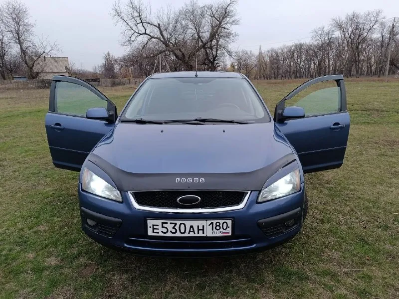 Продам ford focus 2 2006 года. объём двигателя 1.8 (125 л. с. ) бензин. пробег 261тыс. установлен контрактный двигатель с пробегом 90 тыс. комплектация: стеклоподъёмники 2, кондиционер, подогрев окон, подогрев передних сидений, андроид экран, хорошее звучание музыки. ходовка в порядке. резина новая зима, лето. с документами порядок. цена: 530 000. торг. вопросы по телефону: +79493286625 (теграмм, макс). 📞 звоните: +7(949)3286625 - фотография - 7