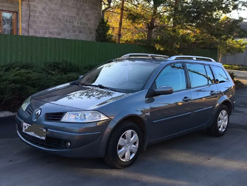 Здравствуйте, продам семейный автомобиль reno megane 2 в кузове универсал в идеальном состоянии по к... - фотография
