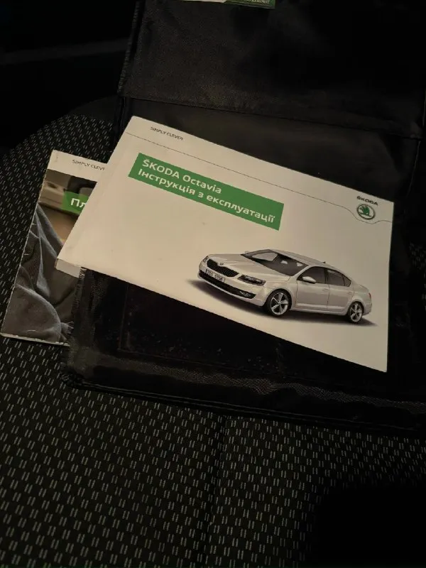 Продам skoda octavia 1.4 tsi mt цена: 1.000.000 руб торг в очень хорошем состоянии. машина ухожена и обслужена от а до я. менялась поршневая, вкладыши, ревизия головки! пробег оригинал, не скручен. все жидкости свежие, все обслужено. что было поменяно: - новые подушки двигателя - стойки стабилизатора - рулевые тяги и наконечники (рейка отреставрирована) - развал схождения сделан - резина 3 комплекта (два комплекта дисков) - установлена хорошая музыка, андроид магнитола! (штатную отдам!) обработана полностью! в ближайшее время без вложений! - картридж турбины заменен не так давно! масла не берет от слова совсем! на машине не летаю, это 1.4 не 2.0!(все разумно) - дорогая тонировка сзади - подкапотка чистая, все сухое (слежу за этим и во время устраняю течи!) - ролики и ремни заменил около 7 тыс назад. описывать очень долго, готов для личных встреч, убедитесь сами. с продажей авто сильно не спешу, езжу каждый день! +79490425668 📞 звоните: +7(949)0425668 - фотография - 7