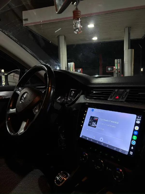 Продам skoda octavia 1.4 tsi mt цена: 1.000.000 руб торг в очень хорошем состоянии. машина ухожена и обслужена от а до я. менялась поршневая, вкладыши, ревизия головки! пробег оригинал, не скручен. все жидкости свежие, все обслужено. что было поменяно: - новые подушки двигателя - стойки стабилизатора - рулевые тяги и наконечники (рейка отреставрирована) - развал схождения сделан - резина 3 комплекта (два комплекта дисков) - установлена хорошая музыка, андроид магнитола! (штатную отдам!) обработана полностью! в ближайшее время без вложений! - картридж турбины заменен не так давно! масла не берет от слова совсем! на машине не летаю, это 1.4 не 2.0!(все разумно) - дорогая тонировка сзади - подкапотка чистая, все сухое (слежу за этим и во время устраняю течи!) - ролики и ремни заменил около 7 тыс назад. описывать очень долго, готов для личных встреч, убедитесь сами. с продажей авто сильно не спешу, езжу каждый день! +79490425668 📞 звоните: +7(949)0425668 - фотография - 9