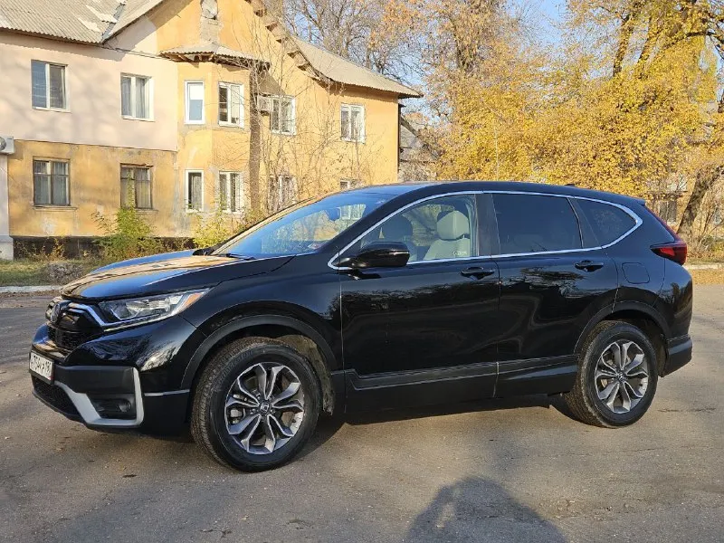 Honda cr-v 2022 год ex-l 57000км +79498540200 3 000 000₽ ​кожаный салон (сиденья, руль, рычаг кпп) ​электропривод сиденья водителя с памятью положений ​электропривод сиденья переднего пассажира ​электропривод двери багажника (с регулируемой высотой открытия) ​apple carplay /android auto ​автоматическое затемнение зеркала заднего вида ​подогрев передних сидений ​адаптивный круиз-контроль (acc) ​система удержания в полосе (lkas) ​система предотвращения столкновений (cmbs) ​система мониторинга "слепых зон" (blind spot information system) с мониторингом перекрестного трафика сзади 📲 tg: денис 📞 звоните: +7(949)8540200 - фотография - 2