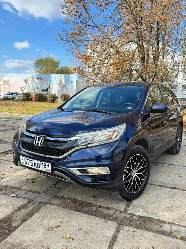Honda cr-v 2.4 год - 2015 пробег - 160 000 км полный привод awd комплектация: кондиционер, круиз-контроль, датчик света, датчик дождя, мультируль, электрическое сиденье, абс, антипробуксовка, курсовая устойчивость, бортовой компьютер, центральный замок, бесключевой доступ, камера заднего вида мультимедиа с блютуз. пройдено то, фары в бронепленке. заменено масло в коробке, свечи зажигания, так же произведена замена колодок. ходовая в идеале. два комплекта резины новой на дисках. машина действительно в отличном состоянии. надежный автомобиль. аккуратная эксплуатация. пригонял для себя, в моем владении (c 2022 года). на интересующие вас вопросы отвечу, звоните. прошёл все то. своевременно обслуживался. осмотр в городе зоринск цена 2 млн рублей. +79595012167 📲 tg: @jekag13 📞 звоните: +7(959)5012167 - фотография - 6