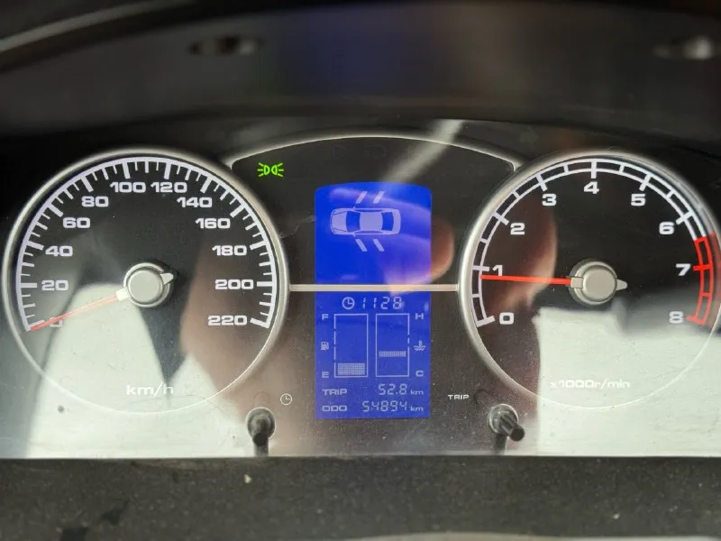 Lifan620 2011 г/в с родным пробегом в 55 тыс км. двиг 1.6(16 кл), мкпп, гаражное хранение, в дтп не участвовал. один хазяин, авто приобретал в салоне в 2011г. ухожен, обслужен. два комплекта резины на дисках. 680 тыс. по месту нахождения- г лутугино тел +79591545368 вопросы писать 👤 📞 звоните: +7(959)1545368 - фотография - 8