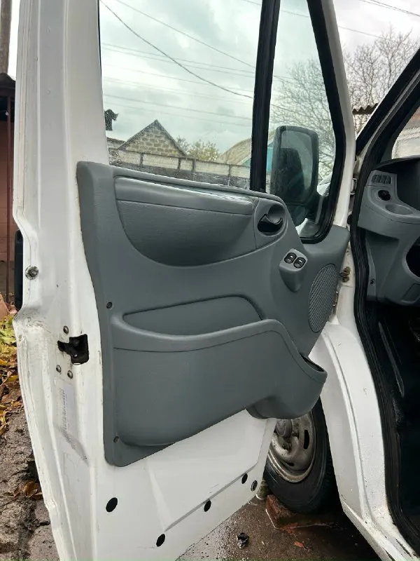 Продам ford transit 2.2 турбо год 2008 привод передний по комплектации кондиционер подогрев лобового электро зеркала и стеклоподъёмники на полном ходу все работает все светится пробег 645 тыс едет очень хорошо мотор заменён и вписан в птс мотор масло не берёт коробка работает чётко по документам все чётко продажа с переоформлением цена 750 тыс торг тел +79495050458 территориально г кировское звоните все расскажу 📞 звоните: +7(949)5050458 - фотография - 7