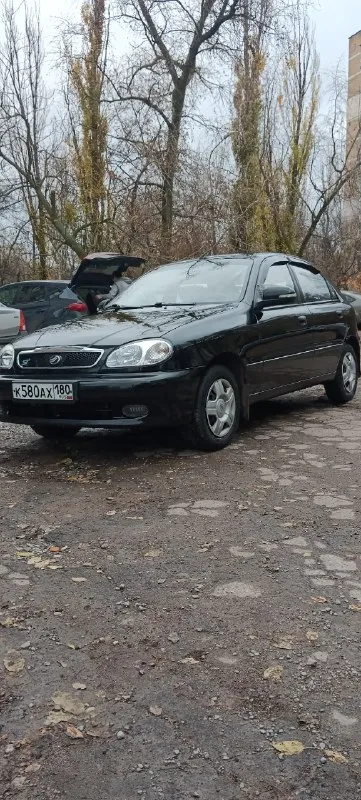 Продам заз ланос 1.5 2013г. с оригинальным пробегом 52 750км. по автомобилю делать ничего не надо, в сварке и покраске не нуждается абсолютно! ни одного жучка и рыжика нет, всё в заводской краске. автомобиль использовался как вторая машина, поэтому и пробег небольшой, замена масла была одну тысячу км назад, кондиционер холодит отлично, печка греет, имеется подогрев сидений, подогрев зеркал, руль регулируется по высоте, что очень удобно. короче сел, завёл и уехал. цена за данный экземпляр 450 000. возможен торг возле капота. тел. для связи+7 949 322 38 26. 📞 звоните: +7(949)3223826 - фотография - 2