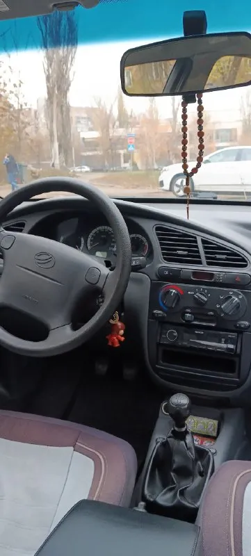 Продам заз ланос 1.5 2013г. с оригинальным пробегом 52 750км. по автомобилю делать ничего не надо, в сварке и покраске не нуждается абсолютно! ни одного жучка и рыжика нет, всё в заводской краске. автомобиль использовался как вторая машина, поэтому и пробег небольшой, замена масла была одну тысячу км назад, кондиционер холодит отлично, печка греет, имеется подогрев сидений, подогрев зеркал, руль регулируется по высоте, что очень удобно. короче сел, завёл и уехал. цена за данный экземпляр 450 000. возможен торг возле капота. тел. для связи+7 949 322 38 26. 📞 звоните: +7(949)3223826 - фотография - 5