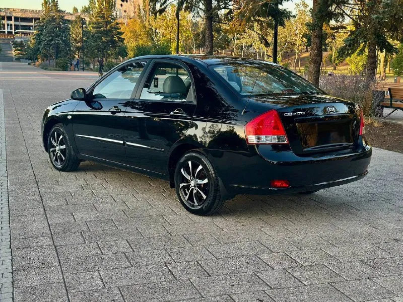 🚙Марка: kia cerato
⚙️Двигатель: 1.6
⛽️Вид топлива: бензин
📅Год выпуска: 2008
💴Цена:.615.000руб торг обмен
🗺️Пробег:205.000 км
📦:Кпп :механика

Автомобиля в отличном состояние как внешне так и технически практически весь в заводском окрасе зелёная автотека салон ухоженный не прокуренный недавно прошел полная то

Все остальные доп вопросы
📞 Звоните:
И обычный есть telegram
+79495000534
📍•Город мариуполь - фотография - 6