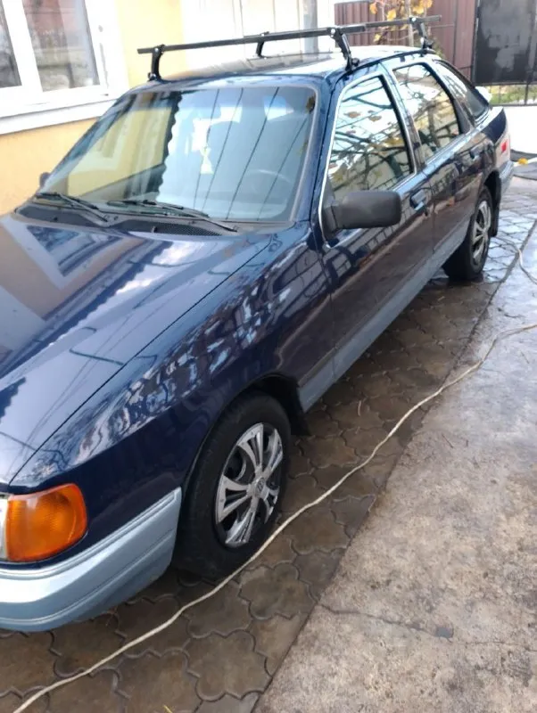 Форд сиерра 87 г. двиг.1,6. газ-бензин. машина в хорошем состоянии, на ходу. гнили и рыжиков нет. все работает. для своих лет в идеальном состоянии. цена 250 000р. тел. +79497078273,звонить до 20.00. - фотография - 2