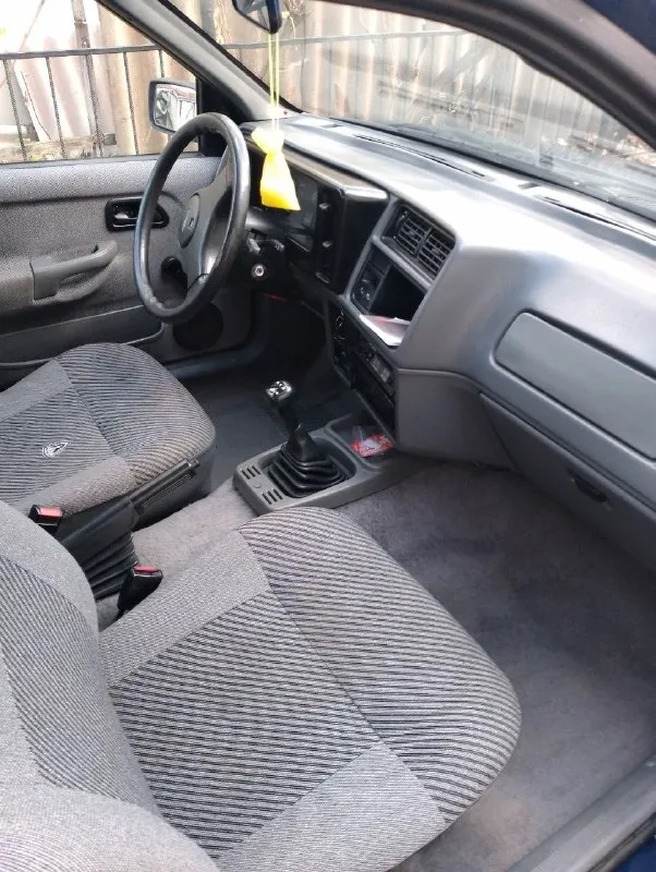 Форд сиерра 87 г. двиг.1,6. газ-бензин. машина в хорошем состоянии, на ходу. гнили и рыжиков нет. все работает. для своих лет в идеальном состоянии. цена 250 000р. тел. +79497078273,звонить до 20.00. - фотография - 5