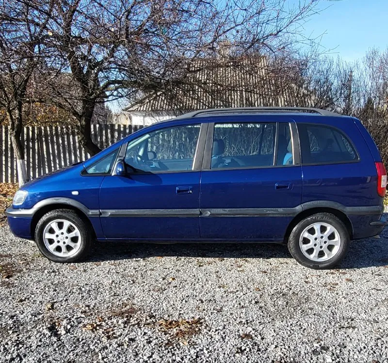 Опель зафира opel zafira 1.8 16v рестайлинг 2004 г. в. хорошее состояние авто. пригнана в 2021 году в донецк, один собственник. родной пробег, вся история обслуживания. не бит, корозии нет. донецк. 550т. р. +79493032667 - фотография - 2