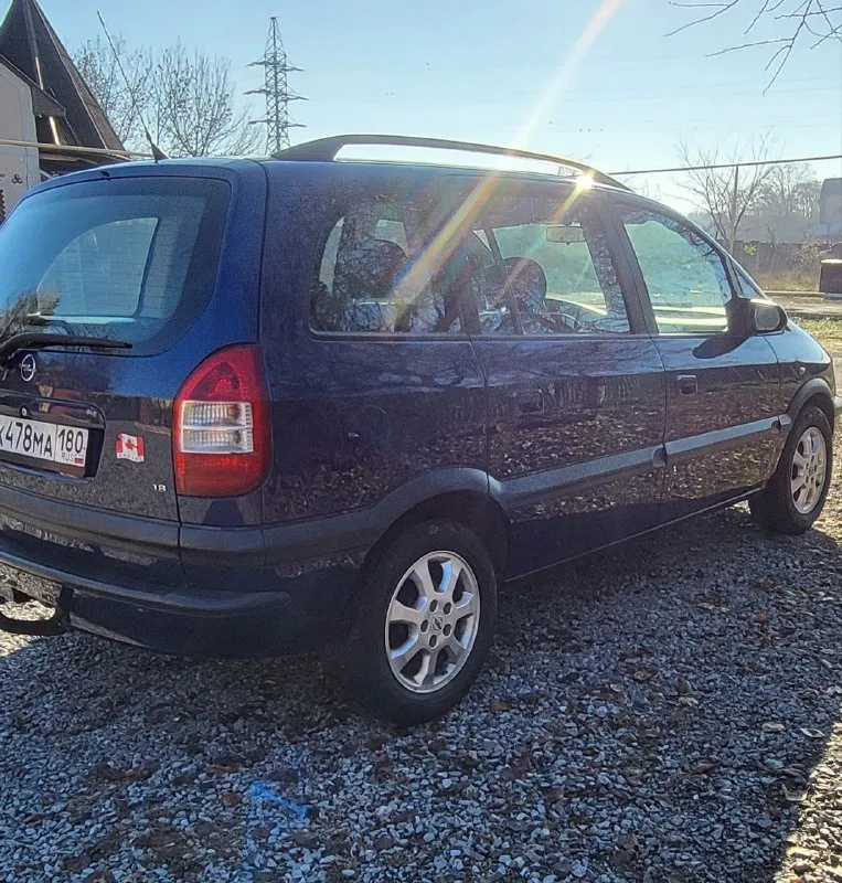 Опель зафира opel zafira 1.8 16v рестайлинг 2004 г. в. хорошее состояние авто. пригнана в 2021 году в донецк, один собственник. родной пробег, вся история обслуживания. не бит, корозии нет. донецк. 550т. р. +79493032667 - фотография - 4