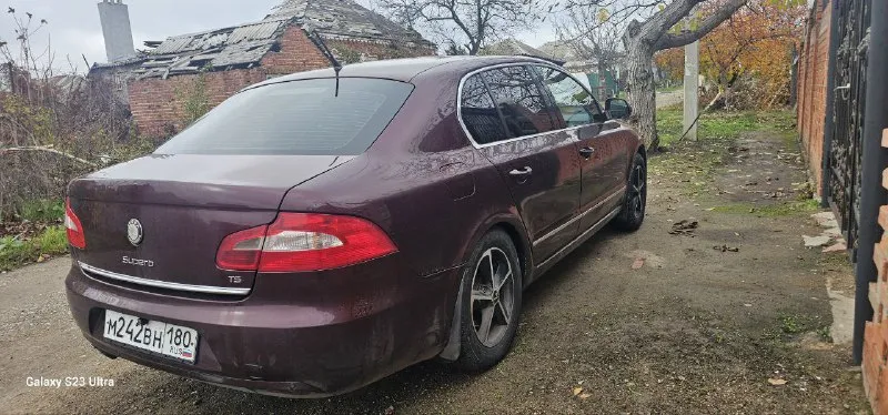 Продам skoda superd 2009 год 1.8 tsi ат бензин лифтбек резина зима акпп переключает плавно без пенков едит так как надо подогревы седений датчик света. дождя давление шин цена 920 тысяч торг можно рассмотреть обмен с вашей доплатой +79497170278 если телефон выключен пишите на телеграмм 📲 tg: артур 📞 звоните: +7(949)7170278 - фотография - 3