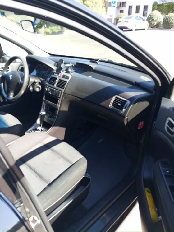 Продажа в днр 📌 ✅продам peugeot 307 ✅кпп автомат. ✅год 2004. ✅объём 1,6 ✅оцинкованный кузов ржавчины нет. в хорошем состоянии. автомобиль полностью обслужен. 💰цена 450,000 рублей. 📲телефон +79495943519 📞 звоните: +7(949)5943519 - фотография - 7