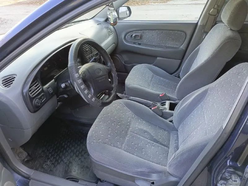 Продам kia spectra 2008года! цена 365 тыс. рублей!пробег 267тыс. в отличном состоянии вложения не требует! все работает! кузов без дтп, без гнили и ржавчины, днище пороги стаканы целые! двигатель 1.6 16v масло не ест не дымит работает ровно! коробка не хрустит не выбивает! ходовая часть без нареканий, не стучит не гремит! салон чистый. полная комплектация: гур, кондиционер ( работает отлично), 4 стеклоподъёмника, эл. зеркала с подогревом, сенсорная магнитола с камерой заднего вида, сигнализация, литые диски и т. д. документы в полном порядке без штрафов арестов и ограничений! цена 365 000. рублей. срочно!торг! тел: +79495589051 +79494143810 осмотр донецк! - фотография - 7