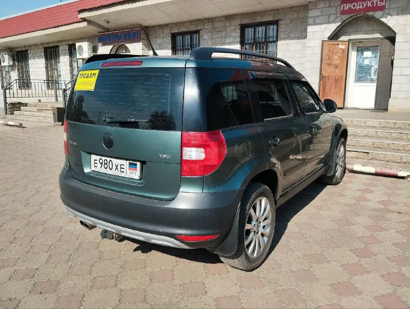 Шкода йети. 1,8 tsi, 2013 г. в., 123123 км, мкпп, индивидуальная комплектация, полный пакет безопасности, климат контроль, заводской биксенон с фароомывателями, подогрев форсунок стеклоомывателей, gsm сигнализация (автозапуск, турботаймер), головное устройство columbus 30 гб, комплект зимних шин с дисками, сервисная книжка, один хозяин, гаражное хранение. 1,3 млн. . разумный торг уместен. тел. +7 (949) 718-21-07. - фотография - 2