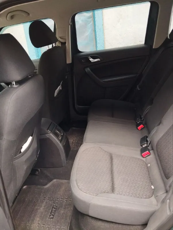 Шкода йети. 1,8 tsi, 2013 г. в., 123123 км, мкпп, индивидуальная комплектация, полный пакет безопасности, климат контроль, заводской биксенон с фароомывателями, подогрев форсунок стеклоомывателей, gsm сигнализация (автозапуск, турботаймер), головное устройство columbus 30 гб, комплект зимних шин с дисками, сервисная книжка, один хозяин, гаражное хранение. 1,3 млн. . разумный торг уместен. тел. +7 (949) 718-21-07. - фотография - 6