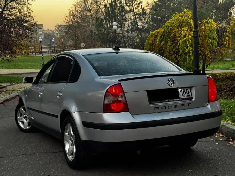 В продаже volkswagen passat b5+ 2003 года выпуска 🔥цена 395.000 ₽ 🔥 автомобиль на моторе 2.0 бензин, работает без каких либо нареканий. коробка механика, переключает идеально, без хрустов, передачи не выбивает. ходовая обслужена. климат контроль, 4 электро стеклоподьемника, подогревы сидений, также дополнительно установлен очень хороший свет. автомобиль был пригнал из германии. родной пробег 260.000 км. один владелец по птс по документам полный порядок, любое переоформление! осмотр центр донецка цена 395.000 ₽, возможен торг быстрому покупателю. ☎️ +7 (949) 628-72-17 📞 звоните: +7(949)6287217 - фотография - 6