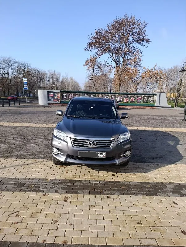 Тойота рав4 2012г. в объём двигателя 2.0л. 148л. с. коробка передач вариатор (не пинает) комплектаци... - фотография