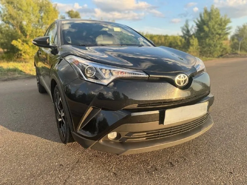 Toyota c-hr 2,0 2019г. я владелец, любые переоформления. пробег 170000 родной! заводской окрас ✅ полностью зелёная автотека✅ машина в идеальном состоянии ✅ салон как новый✅ комплектация limited(максимальная)🔥 цена 1850000 обращаться по номеру телефона +79592000015,либо писать в телеграмм 📞 звоните: +7(959)2000015 - фотография - 2