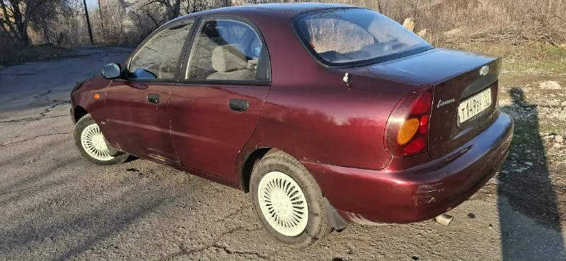 Продам chevrolet ланос 2008г. в 1.5, гур, кондиционер, (работает, заправлен) передние эсп, музыка но... - фотография