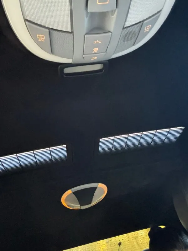 Продаю 211 mercedes 3.5! комплектация жирная. в машину вложено более 600 тыс, все делал для себя, мотор откапитален и гильзован, масло от замены до замены ни грамму не жрет, едет на все свои 260, очень резвый, ничего делать не надо, все что надо было делать я сделал, стоит дорогое гбо, люк работает на всех режимах, потолок алькантара, салон кожа, задняя электрическая шторка, задние электр подголовники, телефон, кондер, климат все работают, передний привод снят, жучков и гнили нет. машина находится в симферополе 1.150000 р тел. 89790620015 вацап 89894817200 📞 звоните: +7(989)4817200 - фотография - 7