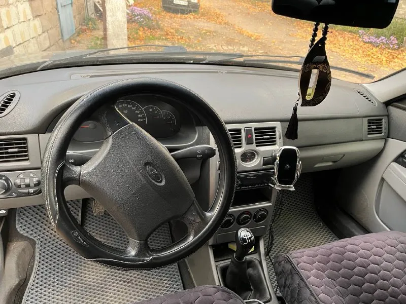 Ваз priora 2009 г. в. 3-й владелец по птс. пробег 290 000т. 2 элсп, гур, без кондиционера. по технике в отличном состоянии. , коробка без нареканий. салон чистый и ухоженный. стаканы целые. дно не гнилое. полностью в круг стоят стойки и пружины ss20. машина в тельманово цена 420000₽ торг. все остальное расскажу по телефону. +7 (949) 322 79 61 📞 звоните: +7(949)3227961 - фотография - 5