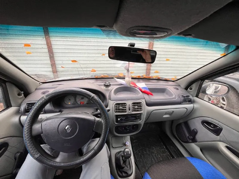 2004 г, в. рено симбол 8 клоп, 1,4. хорошая музыка, оставляю, после капиталки, тормоза в круг заменены кроме заднего левого, и тросики ручника нужно поменять, резина лето. пробег на обкатке, после капиталки 2000км цена: 250000, торг у капота. +7 (949) 318-32-54 - фотография - 6