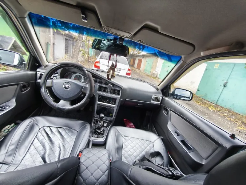 Продам daewoo нексию, 1.5 л, 8 кл, 2012 г. в. , родной пробег 85 тыс, на газу, в отличном состоянии, гур, кондиционер (нужно заправить, не пользуюсь), магнитола 2 дин, кож зам чехлы, хорошая акустика, стеклоподъёмники, 180 учет, документы на мне, цена 360 т. макеевка. 79493037301 📞 звоните: +7(949)3037301 - фотография - 3