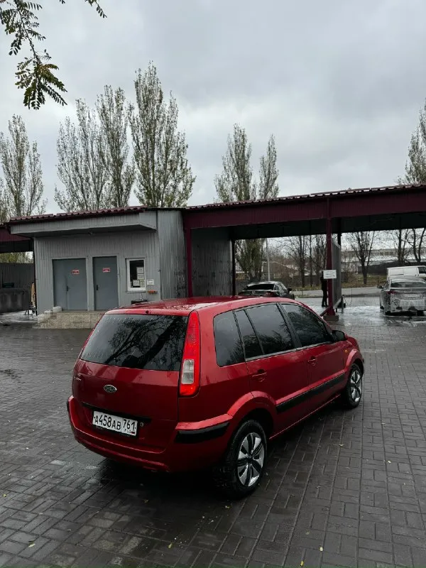 Продается ford фьюжн ford fusion 2008 год 1,6 бензин на обычном автомате в максималке с климатом сос... - фотография