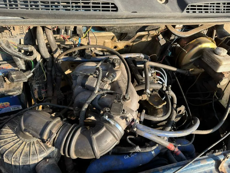 Продам готовый бизнес, по доставке технической воды, на базе автомобиля газ 2705 газель 2008 года выпуска, на полном ходу двигатель 2705 инжектор работает отлично, возможна продажа целиком либо отдельно автомобиль отдельно оборудование, по автомобилю рама целая, рессоры целые ходовка коробка, мотор все на отлично из недавно замененного свечи, фильтра, броне провода, форсунки, катушки зажигания все номера читаемы я собственник, второй владелец первым владельцем была фирма, любое переоформление пробег 220 тысяч по электрике работает абсолютно все, в плоть до электро регулировки фар печка жарит, стоит неплохая музыка резина отличная все 6 колес одинаковые в полном комплекте автомобиль, удлинитель 50 метром 2 подключенных куба по 1000 литров насос закачивает на любой этаж шланг около 70 метров продам или сдам в аренду г. макеевка, донецк, харцызск цена 400 000 тысяч рублей +79494331344 📞 звоните: +7(949)4331344 - фотография - 6