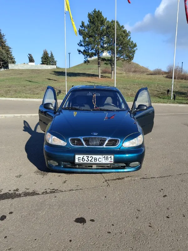 Продам deawoo lanos (поляк) 2004 года 🚘 я хозяин машины. двигатель: 1.6 (106 лс) пробег: 262.500 гибрид: бензин/газ (пропан) газ вписан в птс коробка: механика (опельская) машина в хорошем состоянии. двигатель после капиталки‼️делалась капиталка на (227.800км) в машине есть хорошая печка, отличный кондиционер, авс система, гидроусилитель руля, электростеклоподъемники передних дверей, подогрев сидений, отличная вибро и шумоизоляция вкруг. новый аккумулятор. в салоне стоит светодиодная подсветка ног, хорошие чехлы на сиденьях, хорошее звучание музыки с новой магнитолой 🎵 в комплекте летняя резина на титанах и новая зимняя на штампах. вложений не требует! делалось для себя с любовью. 390.000₽ небольшой торг г. луганск звонить по номеру: +79592862808 📞 звоните: +7(959)2862808 - фотография - 5