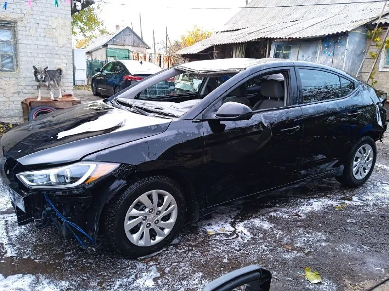 Hyundai елантра год выпуска: 2017 цвет: черный объем двигателя: 2.0л кпп автомат пробег: 10700км авт... - фотография