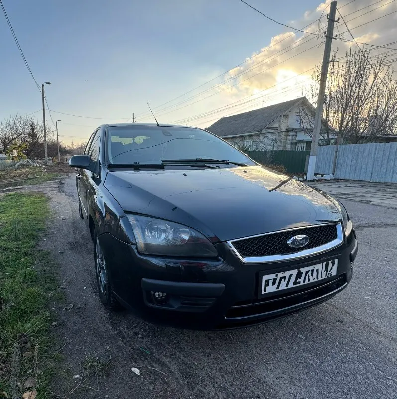 Продам ford focus 2 седан комплектация ghia 2007г. 1,6 механика 115л. с. пробег 199000 км 4 эл. стек... - фотография