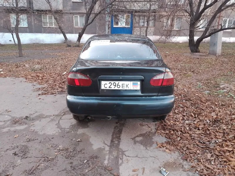 Продам ланос польский, 2006 год. пробег 310 тысяч (приборку поменял на бу так как перестала показывать скорость) мотор 1.5, перебран 15 тысяч назад обкатку прошёл, машина резвая. помпу и ремень грм тоже менял когда перебирали мотор. кпп - 5 ступка. по сцеплению все тоже нормально кроме выжимного подшипника его со временем нужно заменить, а так на езду не влияет. ходовая требует внимания, нужно заменить сайлентблоки в круг, стойки передние, амортизаторы задние и пружины ставил новые в прошлом году их менять не надо. по кузову, машина поварена в прошлом году (новые пороги, на днище пару латок поставили) делалась для себя. внешне машина как на фото. машина была нужна для работы, сейчас стоит без дела так как есть 2 других машины. салон нормальный, музыка есть, передние электро стекла, электрика вся исправна, печка греет. стоит газ (метан) вписан в тех-паспорт, рабочий. документы днр постоянный, на постоянный 180 станет без проблем. цена 220 тысяч рублей енакиево в районе цен 📞 звоните: +7(949)3069315 - фотография - 2
